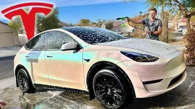 How To Maintain Your Tesla Vinyl Wrap – Pro Cleaning Tips