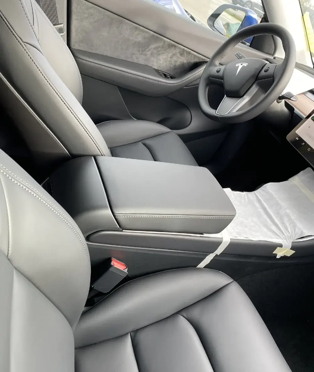 Tesla Model Y Interior Pictures And Infomation